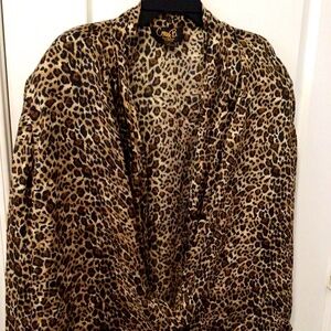 Animal print blouse or light jacket size 3X